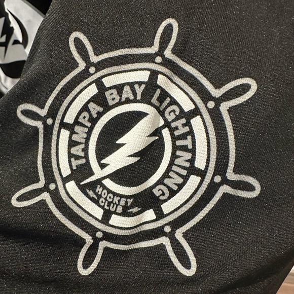 Tampa Bay Lightning Gasparilla Performance T-shirt - Picture 6 of 9